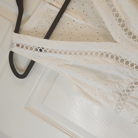 NWT Flying Tomatoe White Sleeveless Eyelet Midi Length Dress Size S - Picture 5 of 12